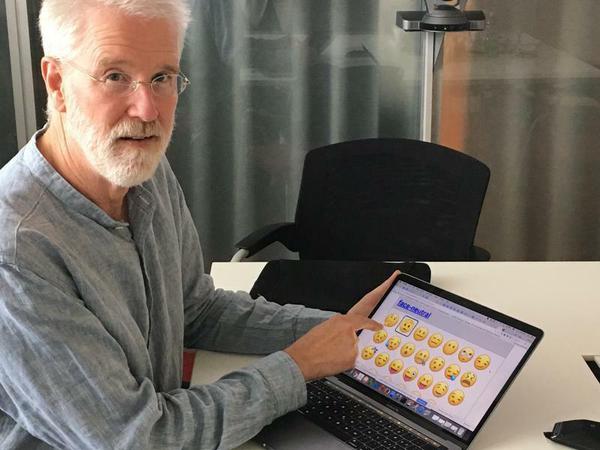 Der Softwareentwickler Mark Davis gilt als Vater der Emojis.