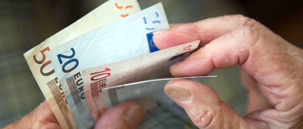 Kijkgat gezagvoerder Proberen Wertvolles Papier: Was kostet eigentlich ein Geldschein?