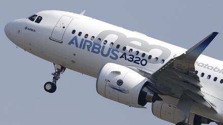 Airbus neuer A320neo verkauft sich gut - bisher liegen 4300 Bestellungen vor.