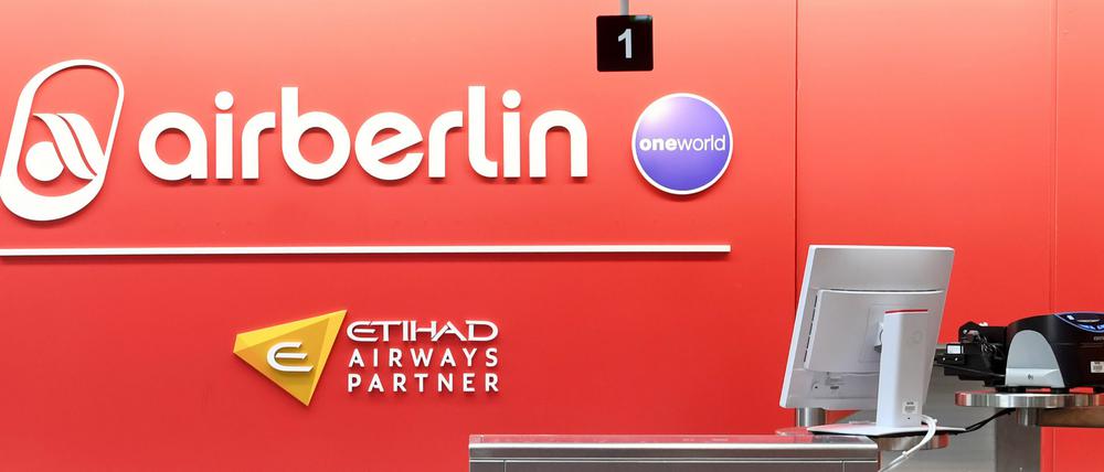 Ein unbesetzter Schalter der Air Berlin in München (Archivbild von 2017)