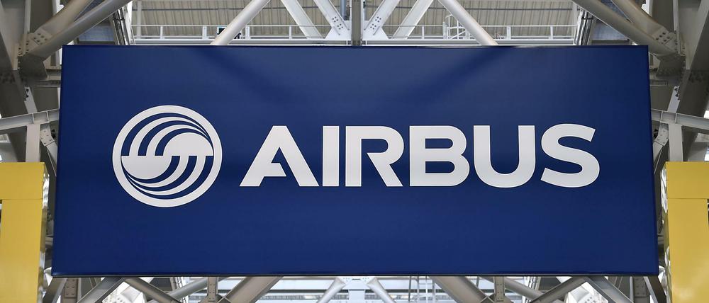 Das Logo des Flugzeugbauers Airbus. 