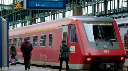 Kostenlos zum Zug: Inter-Regio-Express am Stuttgarter Hauptbahnhof