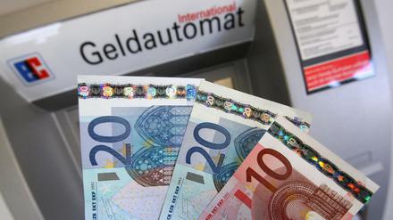 Die Deutschen lieben Bargeld, sagt die Deutsche Bundesbank. 