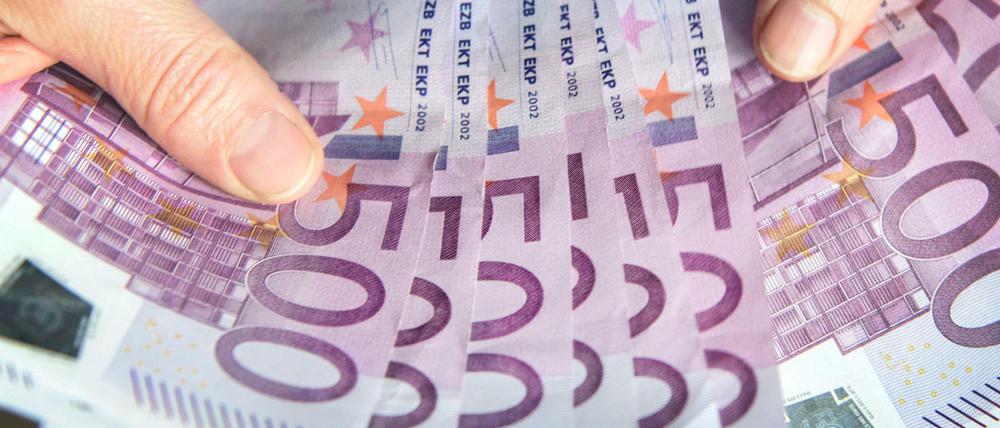 Vom Aussterben bedroht: Der 500-Euro-Geldschein. Mit ihm laufen zu viele kriminelle Geschäfte, heißt es. Die EZB plant die Abschaffung.