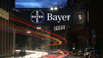 Bayer strukturiert um. Das betrifft auch Jobs in Berlin.