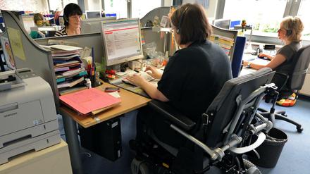 Menschen mit Behinderung finden schwerer einen Job.