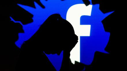 Wenn auf unternehmenseigenen Facebook-Seiten auch Mitarbeiter kritisiert werden können, dann darf der Betriebsrat mitreden, urteilten die Richter des Bundesarbeitsgerichts. 