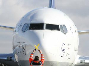 Ab Mittwoch könnten die Lufthansa-Maschinen erneut am Boden bleiben.