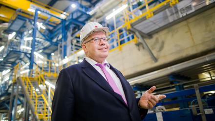 Peter Altmaier (CDU), Bundeswirtschaftsminister, hat am Dienstag (14. August 2018) ein Heizkraftwerk der Rheinenergie in Köln besucht. Altmaier ist im Rahmen einer Netzausbaureise in Nordrhein-Westfalen und Niedersachsen unterwegs.