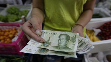 Minus zwei Prozent: China wertete am Dienstag seinen Yuan ab. 