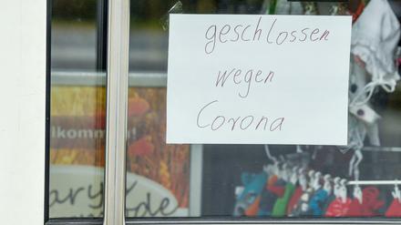 Folge der Coronakrise: Geschlossenes Geschäft in Eberswalde