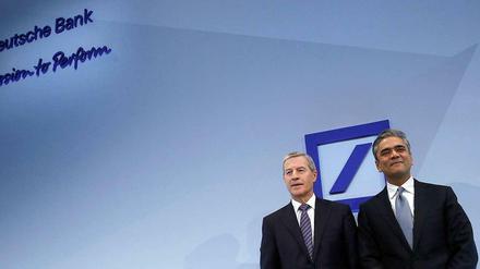Deutsche Bank - Jürgen Fitschen/Anshu Jain: je 7,5 Millionen Euro (2012, erst seit Juni im Amt: je 4,8 Millionen Euro)