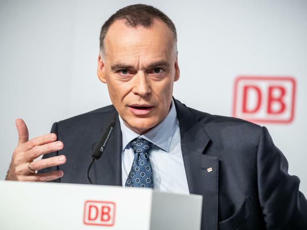 Bahn-Vorstand Berthold Huber.