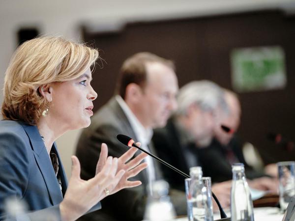 Im dritten Anlauf hat es geklappt: Bundesagrarministerin Julia Klöckner und die Agrarminister und -ministerinnen der Länder. 