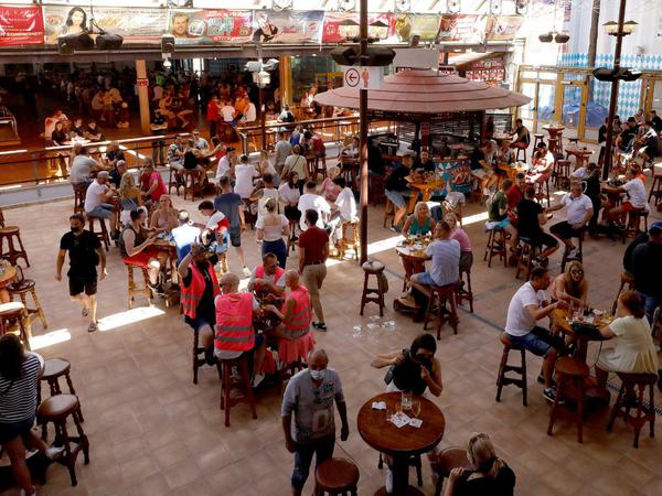 Feiern auf Malle: Der "Bierkönig" auf Mallorca ist wieder geöffnet. 