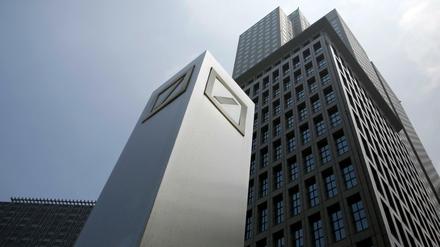 Hoch hinaus. Investor Cerberus steigt bei der Deutschen Bank ein. Ist das nur ein erster Schritt?
