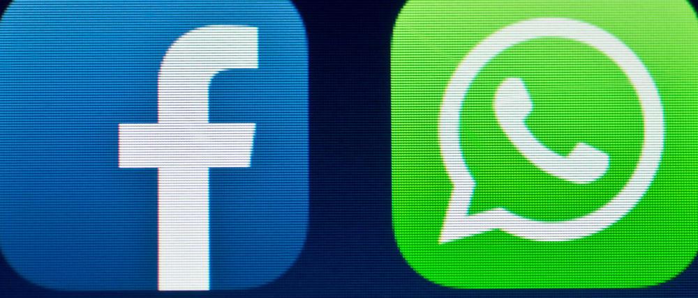 Die beiden Logos von Facebook und WhatsApp.