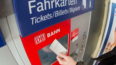 Auslaufmodell: Fahrkartenautomaten sollen eines Tages unnötig werden, sagt Bahnchef Lutz. 