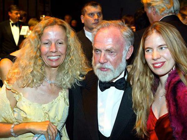 Hier waren sie noch glücklich: Peter Dussmann, seine Frau Catherine und seine Tochter Angela.