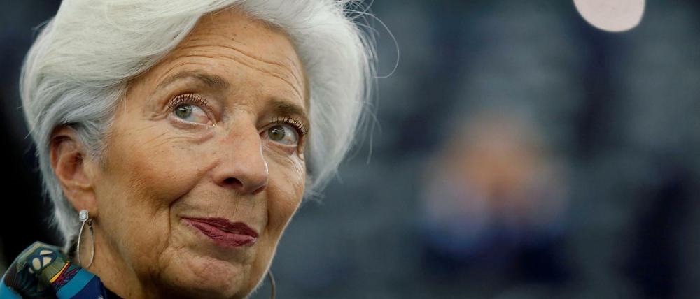 EZB-Chefin Christine Lagarde hat entschieden, im Kampf gegen die Coronakrise noch mehr Anleihen aufzukaufen.