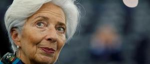 EZB-Präsidentin Christine Lagarde hat eine Überprüfung der Strategie des Instituts angekündigt.