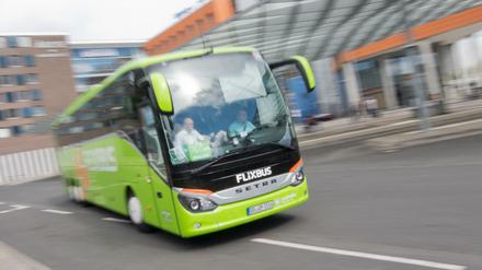 Ein Fernbus des Unternehmens Flixbus. 