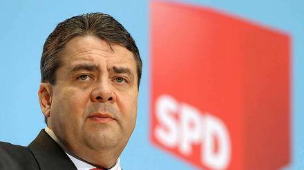 Sigmar Gabriel rechtfertigt sich für die Agenda-Politik der SPD.