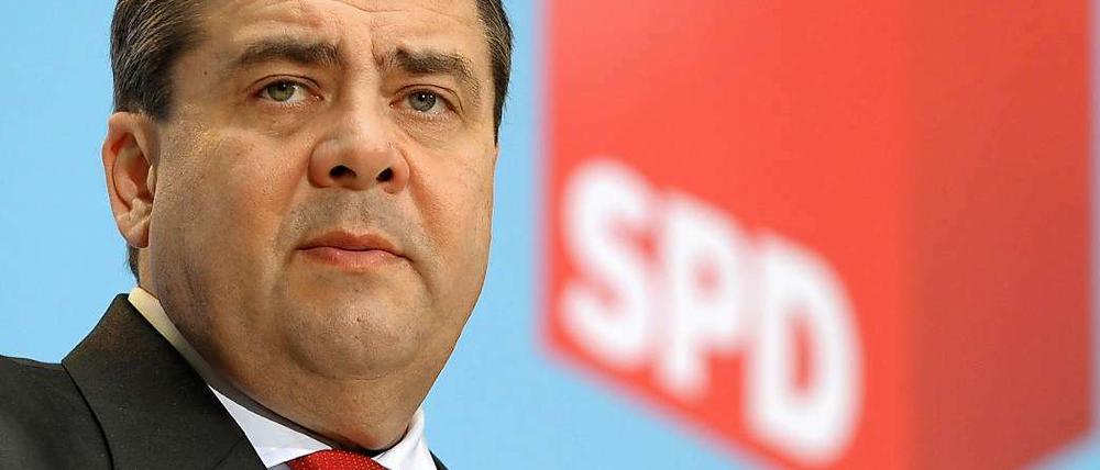 Sigmar Gabriel rechtfertigt sich für die Agenda-Politik der SPD.