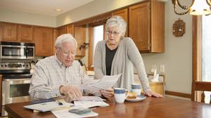 Zu hohe Steuern? Bei Rentner besteht die Gefahr einer verfassungswidrigen Doppelbesteuerung. 