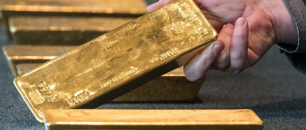 Die Bundesbank präsentierte am Donnerstag einige der Goldbarren in ihrer Zentrale in Frankfurt.  