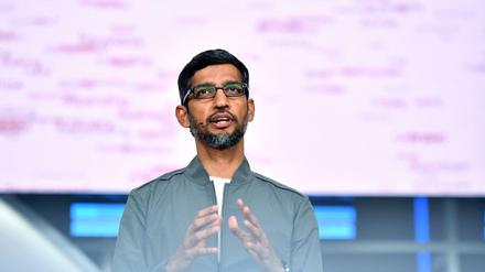 Hat jetzt auch eine Text-KI im Portfolio: Google-CEO Sundar Pichai