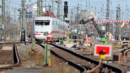 In Problemen steckt die Deutsche Bahn unter anderem wegen der Verluste des Schienen-Güterverkehrs.