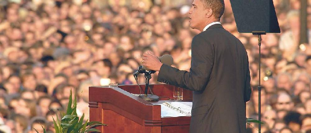 Große Begeisterung löste der heutige US-Präsident Barack Obama aus, als er 2008 an der Berliner Siegessäule sprach. Foto: Mike Wolff