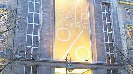Berliner Ikone. Seit mehr als 100 Jahren lädt das Kadewe in der Tauentzienstraße zum Shoppen ein. Seit 1994 gehört das Haus zum Karstadt-Konzern. 