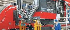 Talent-Montage. Die Bahn hat mehr als 300 Züge bei Bombardier bestellt. Foto: dpa