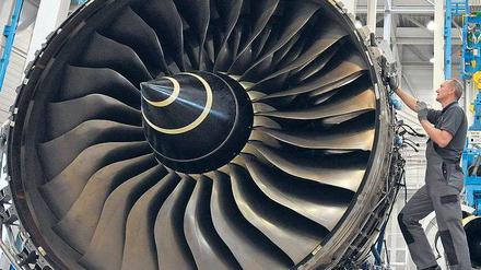 Fehler im System. Qantas hat bei drei seiner Airbus A380 Öllecks in den Rolls-RoyceTriebwerken festgestellt. Foto: dpa
