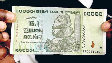 Hyperinflation. Bevor der Simbabwe-Dollar 2009 abgeschafft wurde, lag die Teuerungsrate bei 231 Millionen Prozent. 