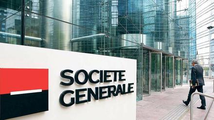 Im Visier. Nach Gerüchten über eine mögliche Pleite der zweitgrößten Bank Frankreichs war der Aktienkurs der Sociéte Générale am Mittwoch um bis zu 20 Prozent gefallen.