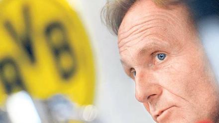 Bescheiden bleibt Geschäftsführer Hans- Joachim Watzke für diese Saison. Foto: dapd