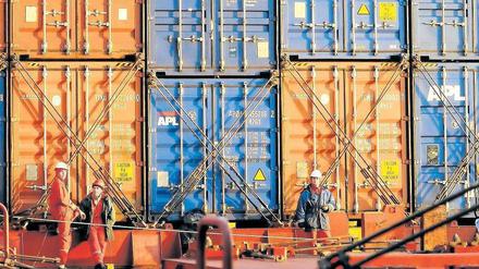 Weniger Handel. An dem Güterumschlag im Hamburger Hafen wird sich die Lage der Konjunktur ablesen lassen. 