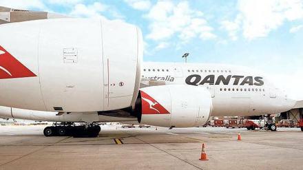 Montagsflieger. Die australische Gesellschaft Qantas hat Probleme mit einem ihrer Airbus A380 – und legt ihn jetzt still. 