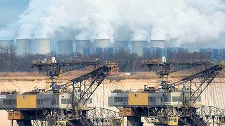Kohle bleibt beliebt. Der Energierohstoff, hier beim Abbau in der Lausitz, dürfte weltweit kaum an Bedeutung verlieren – vor allem in Indien und China.