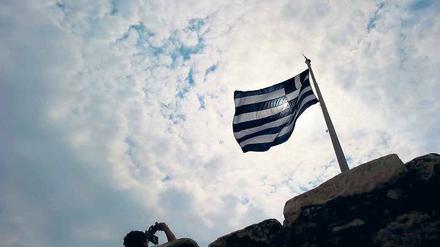 Von der Akropolis aus ist der Blick über Athen wunderbar. Die Hauptstadt Griechenlands strahlt wegen ihrer Geschichte – vor allen in diesen Monaten, wo Gegenwart und Zukunft ziemlich düster sind. Foto: dpa