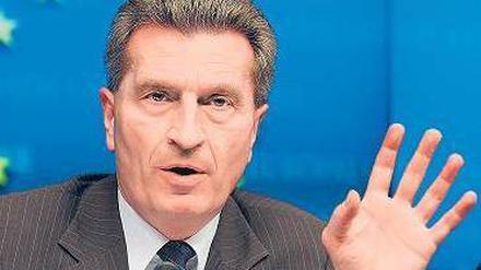 Starthelfer. EU-Energiekommissar Günther Oettinger bezeichnet Helios als „Riesenchance für Griechenland“. Profitieren würden jedoch auch die mittel- und nordeuropïschen Länder. Foto: AFP