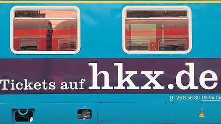 Einsteigen. Auf der Strecke Hamburg–Köln fährt seit heute nicht nur die Deutsche Bahn. Doch gegen den Staatskonzern haben es private Anbieter nicht leicht. 