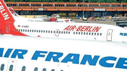 Partner. Air Berlin und Air France gehören unterschiedlichen Bündnissen an – und kooperieren dennoch gemeinsam mit Etihad Airways. Foto: dapd