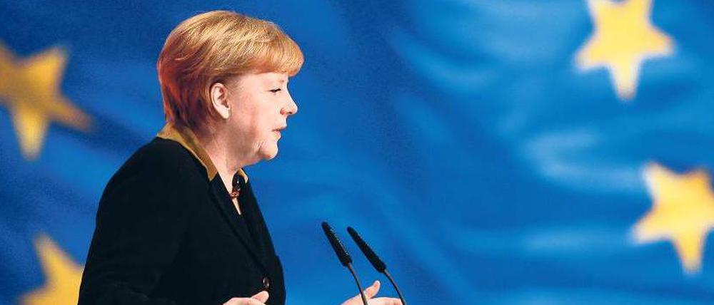 Starker Auftritt. Kein Regierungschef eines großen EU-Landes hat zuletzt eine Wahl gewonnen – nur Angela Merkel. Das stärkt ihre Position.