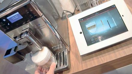 Dieser Espressoautomat lässt sich per App steuern.