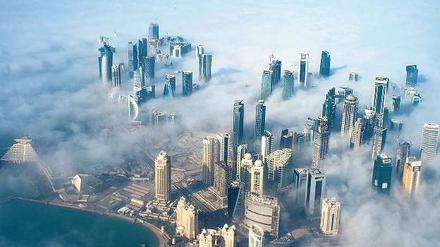 Minimetropole am Persischen Golf: Katars Hauptstadt Doha zählt zwar nur knapp 800 000 Einwohner, bei deutschen Unternehmern genießt sie trotzdem hohe Beliebtheit – die Exporte steigen seit Jahren. Foto: dpa