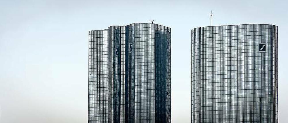 Im Umbruch. Nur rein äußerlich bleibt in der Frankfurter Firmenzentrale der Deutschen Bank alles so, wie es ist.